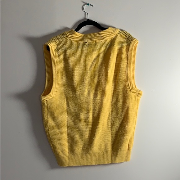Large Yellow Knit Fox Vest - Picture 3 of 4